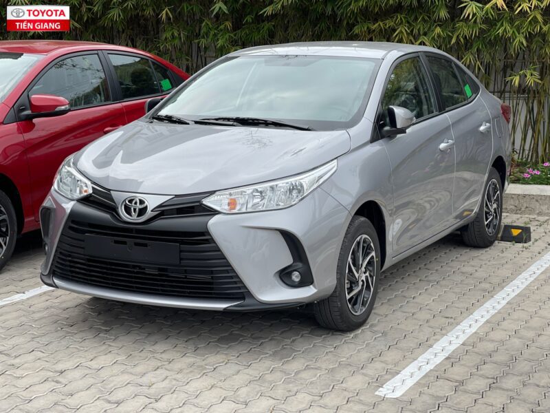 Toyota vios số sàn 2020 màu bạc