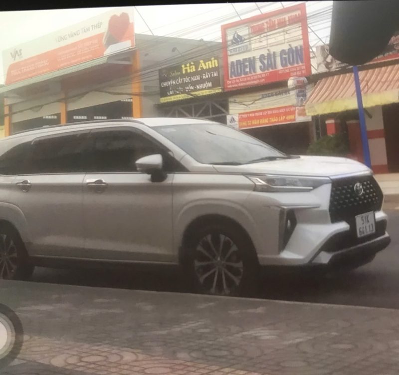 Toyota Veloz 2023